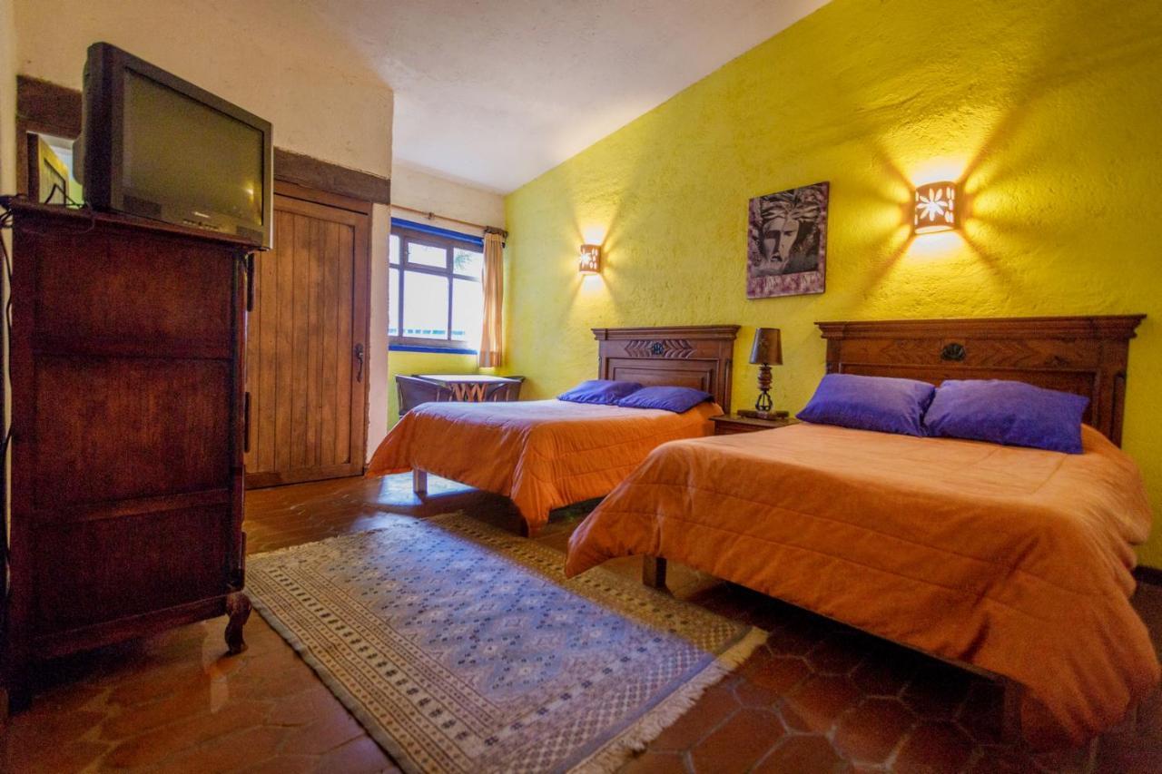 Lago Sol Hotel & Suites Tzintzuntzan Exterior photo