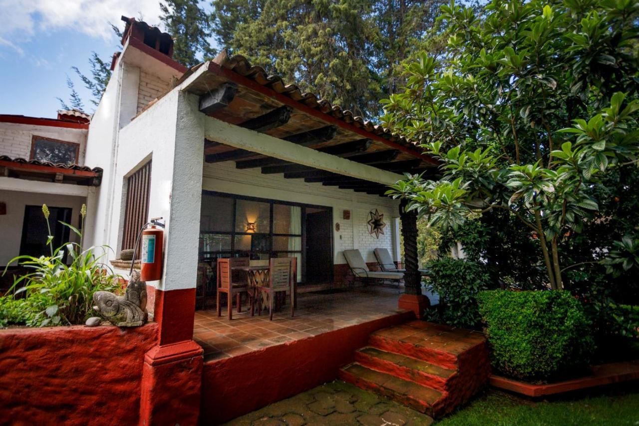 Lago Sol Hotel & Suites Tzintzuntzan Exterior photo